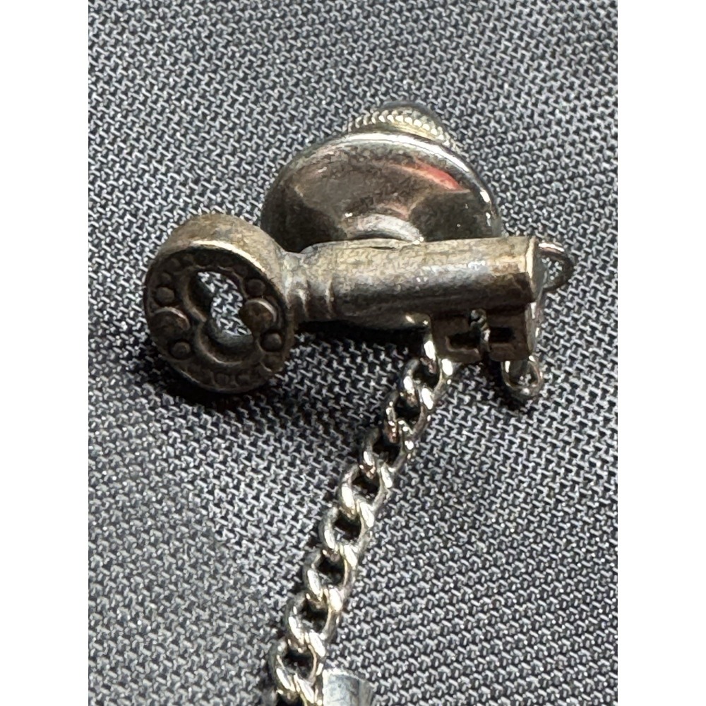 Vintage‎ Silver Tone Skeleton Key Tie Chain